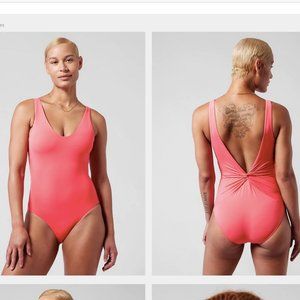 NWT Athleta Hampton One Piece Swimsuit Large Petal Pink L XS Twist Back Bathing